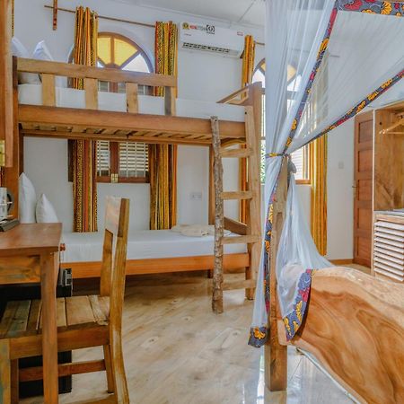 Shoki Shoki Hotel Stone Town Занзибар Экстерьер фото