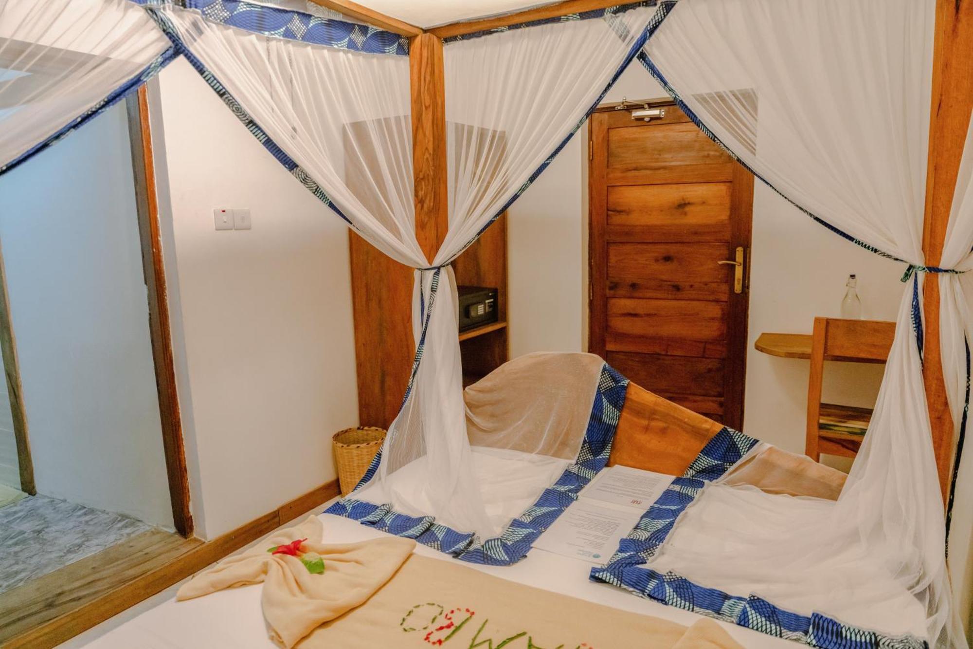 Shoki Shoki Hotel Stone Town Занзибар Экстерьер фото