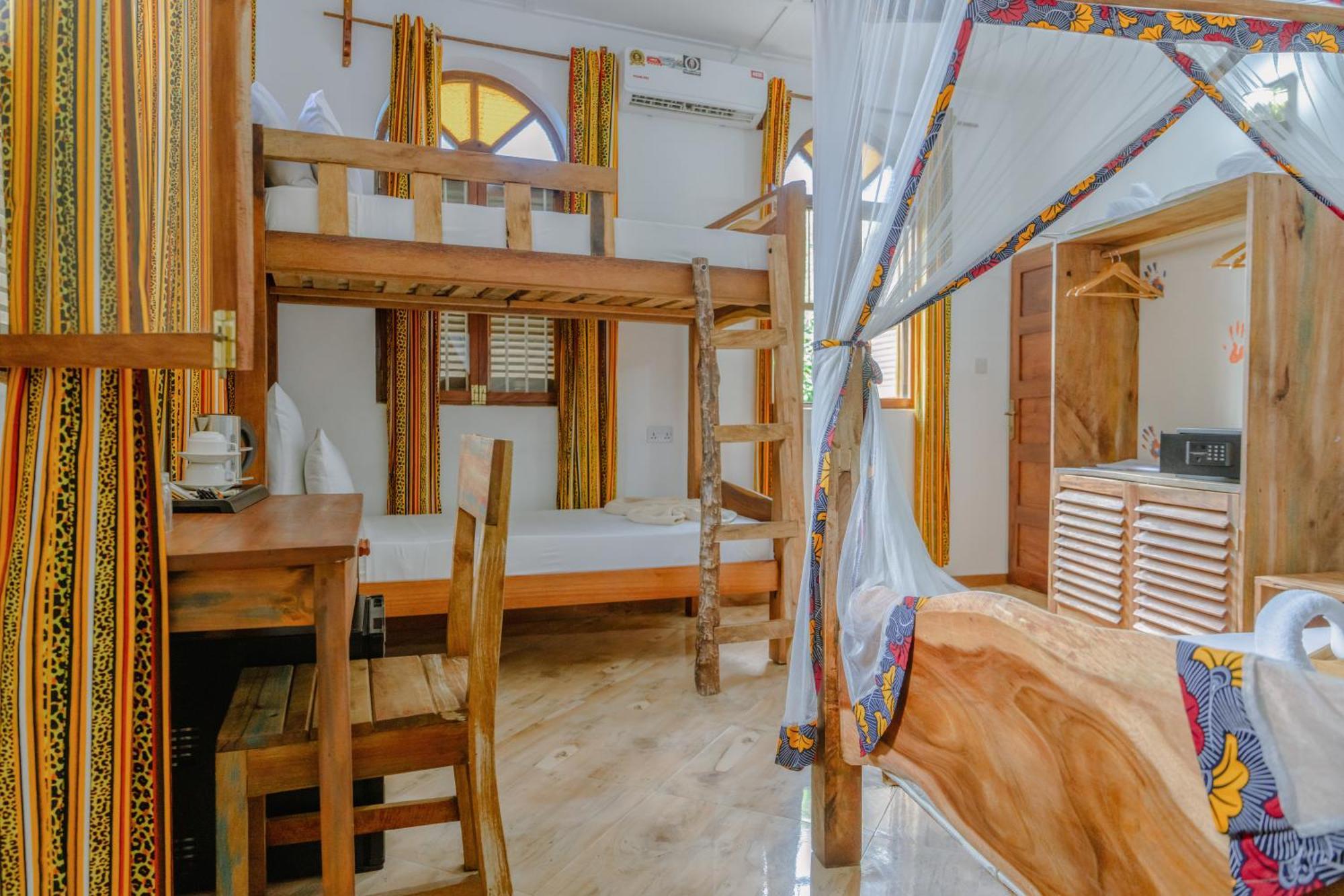 Shoki Shoki Hotel Stone Town Занзибар Экстерьер фото