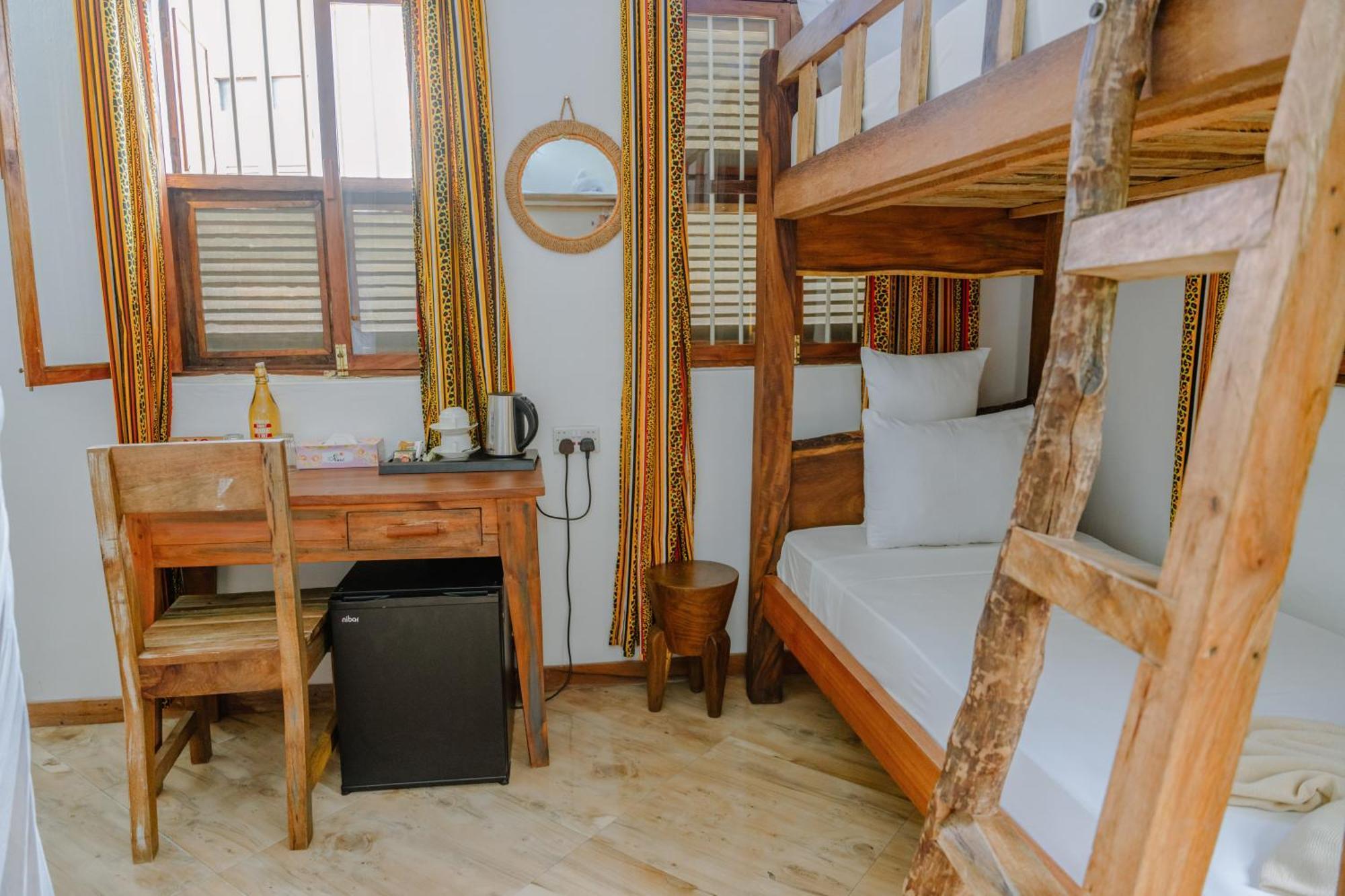 Shoki Shoki Hotel Stone Town Занзибар Экстерьер фото