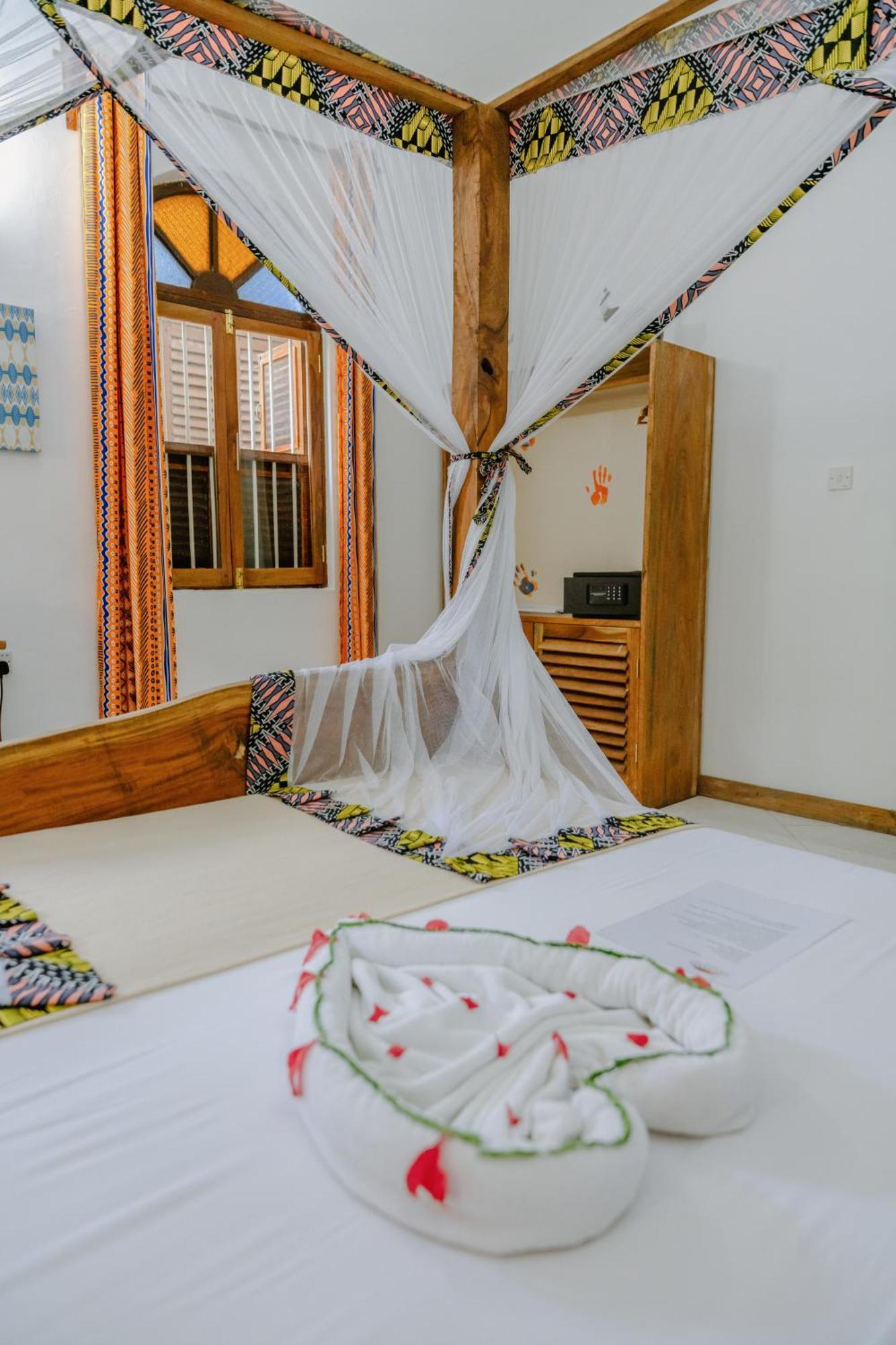 Shoki Shoki Hotel Stone Town Занзибар Экстерьер фото