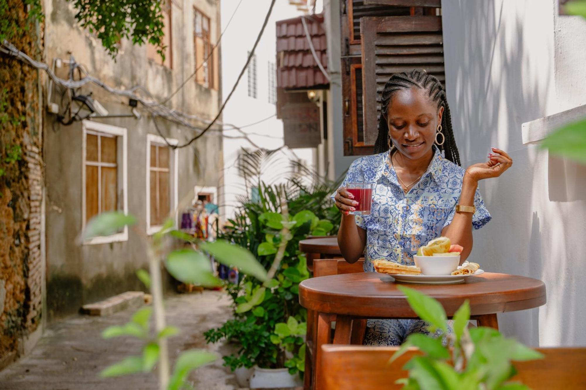 Shoki Shoki Hotel Stone Town Занзибар Экстерьер фото